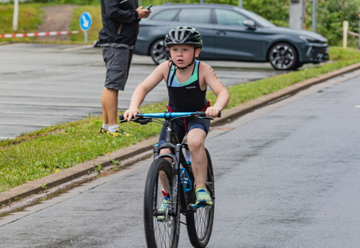 TRI-2025-Kinder-Keller-002